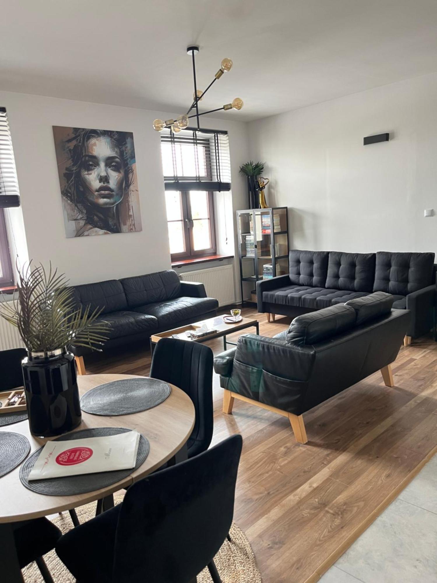Apartamenty Luczkowskiego Z Widokiem Na Studnie 2 Chelm Exterior photo